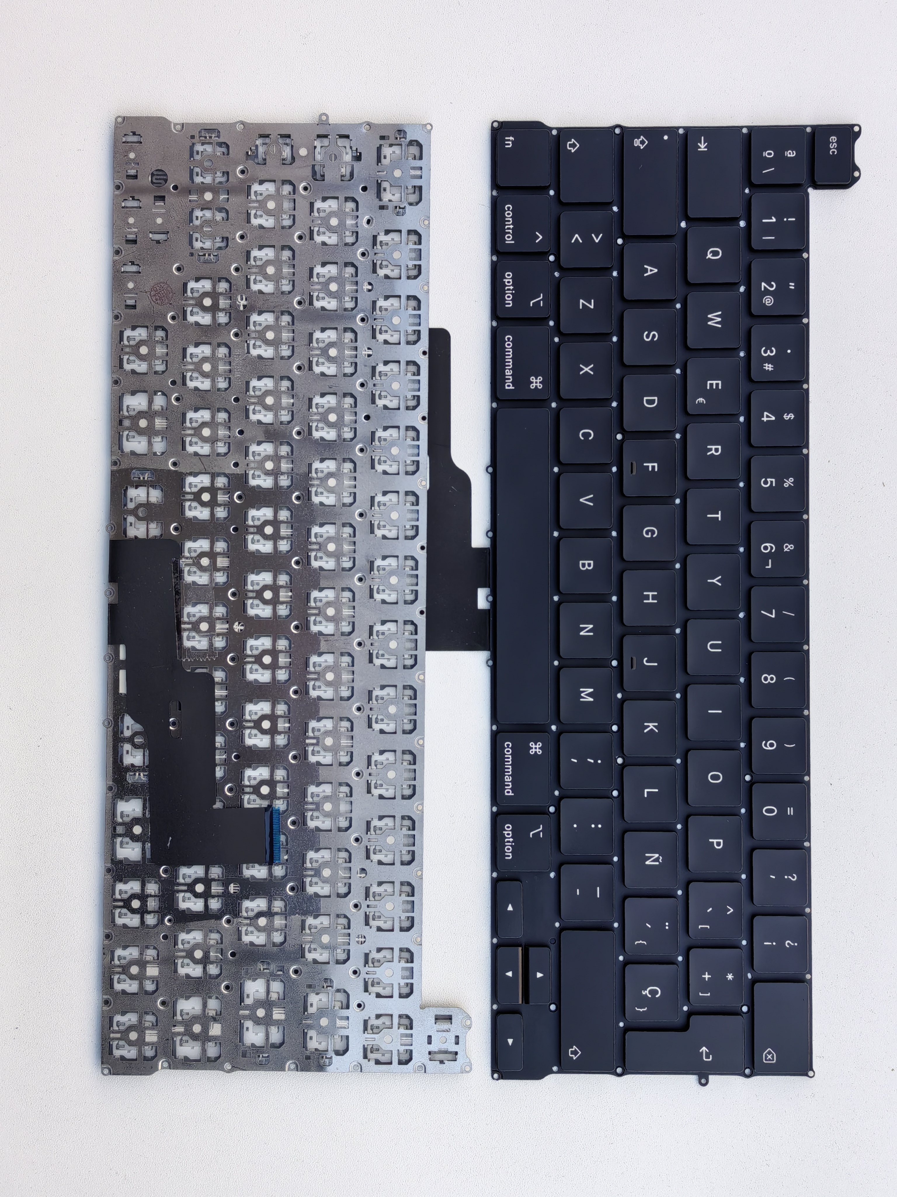 Picture of New Replacement Laptop Keyboard For APPLE A2289 Enter BLACK SP Layout